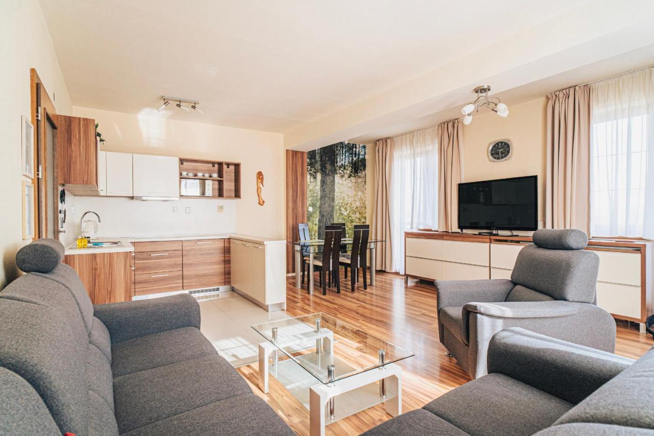 Apartman Nelka - Velka Lomnica Bagian luar foto
