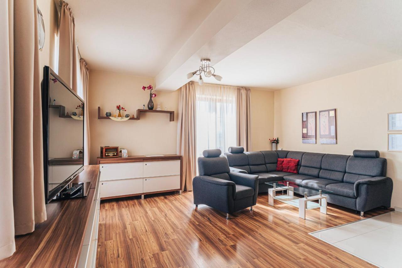 Apartman Nelka - Velka Lomnica Bagian luar foto